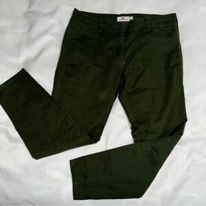 Vineyard Vines‎ olive Green Pants size 8